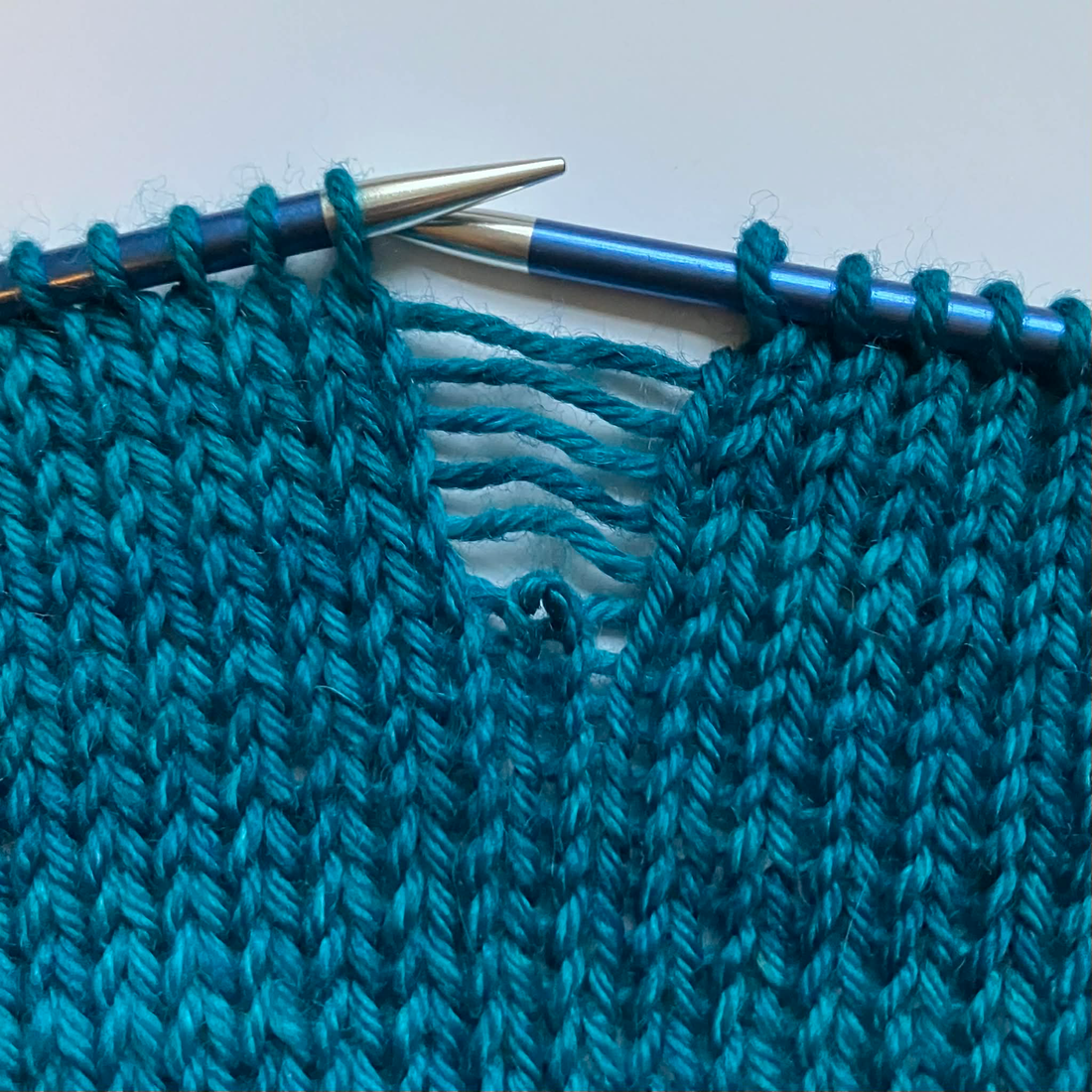 How-to: Pick Up a Dropped Stitch