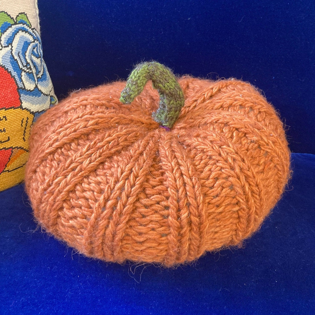 FREE Knitted Pumpkin pattern