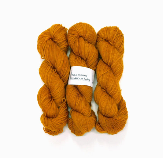 Orpiment Yellow Kent Romney DK Weight Yarn 100g Skein