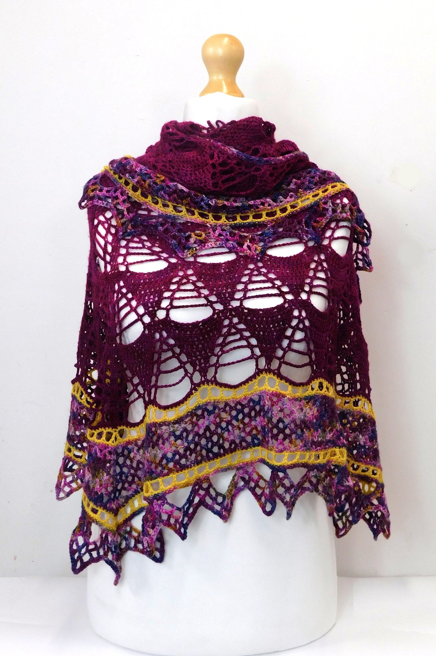 Arrowhead Shawl      Crochet Pattern      Digital Download