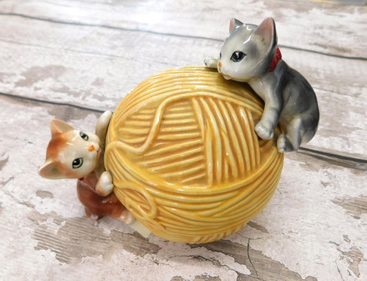 Vintage Ceramic Kittens on a Yarn Ball Piggy Bank