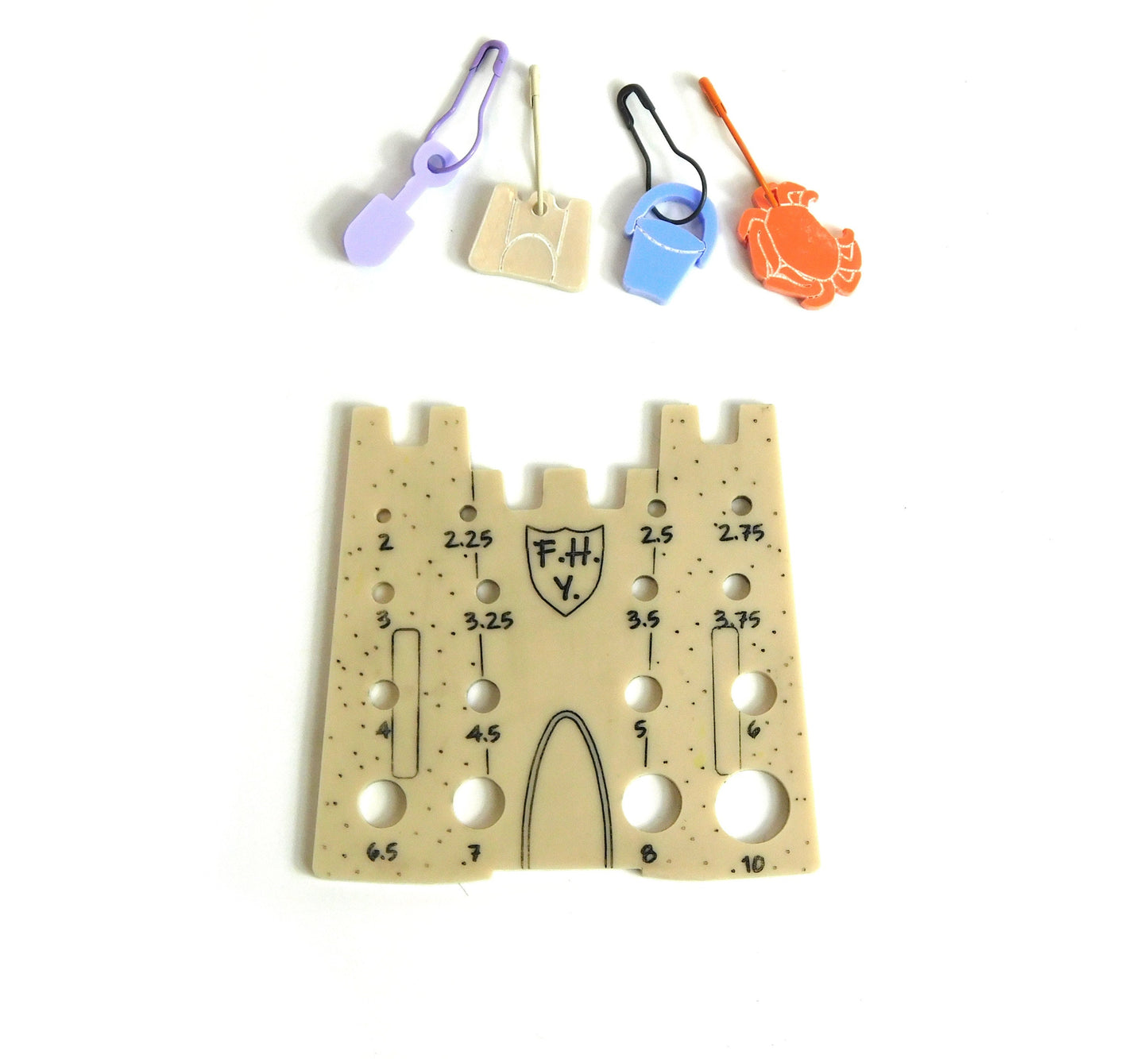 Sandcastle Knitting Needle Gauge: Metric Sizes, Desert Sand