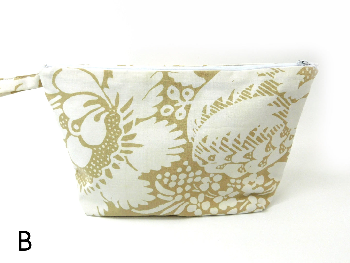 Marimekko Ananas Fabric Zip Pouch in White & Beige         size Large 10"