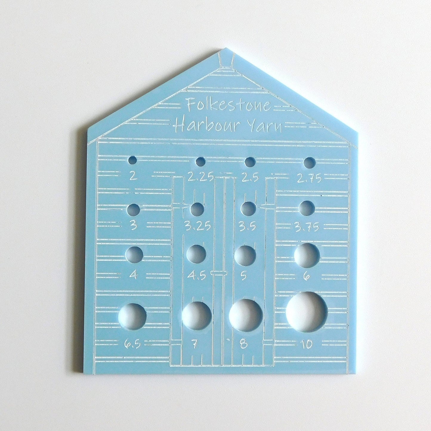 Beach Hut Knitting Needle Gauge       Metric     Choice of Pastel colours