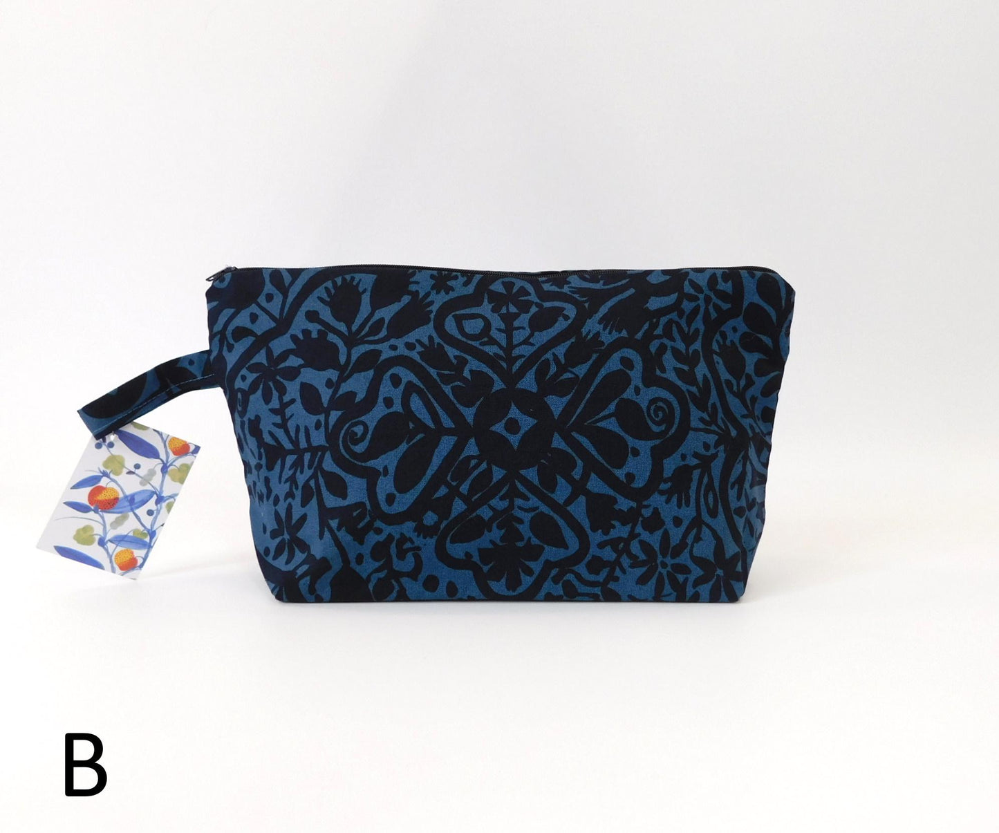 Marimekko Kulkunen Fabric Zip Pouch  4 options    Blue or Mustard