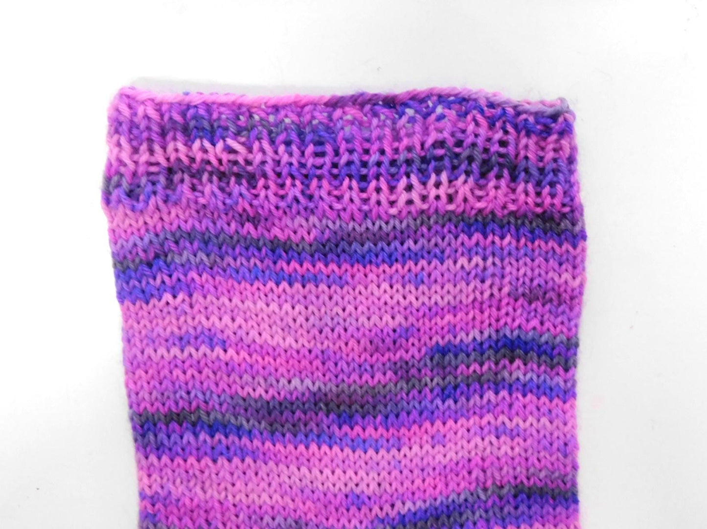 Simple Short Row Sock Knitting Pattern 4 sizes    Digital Download