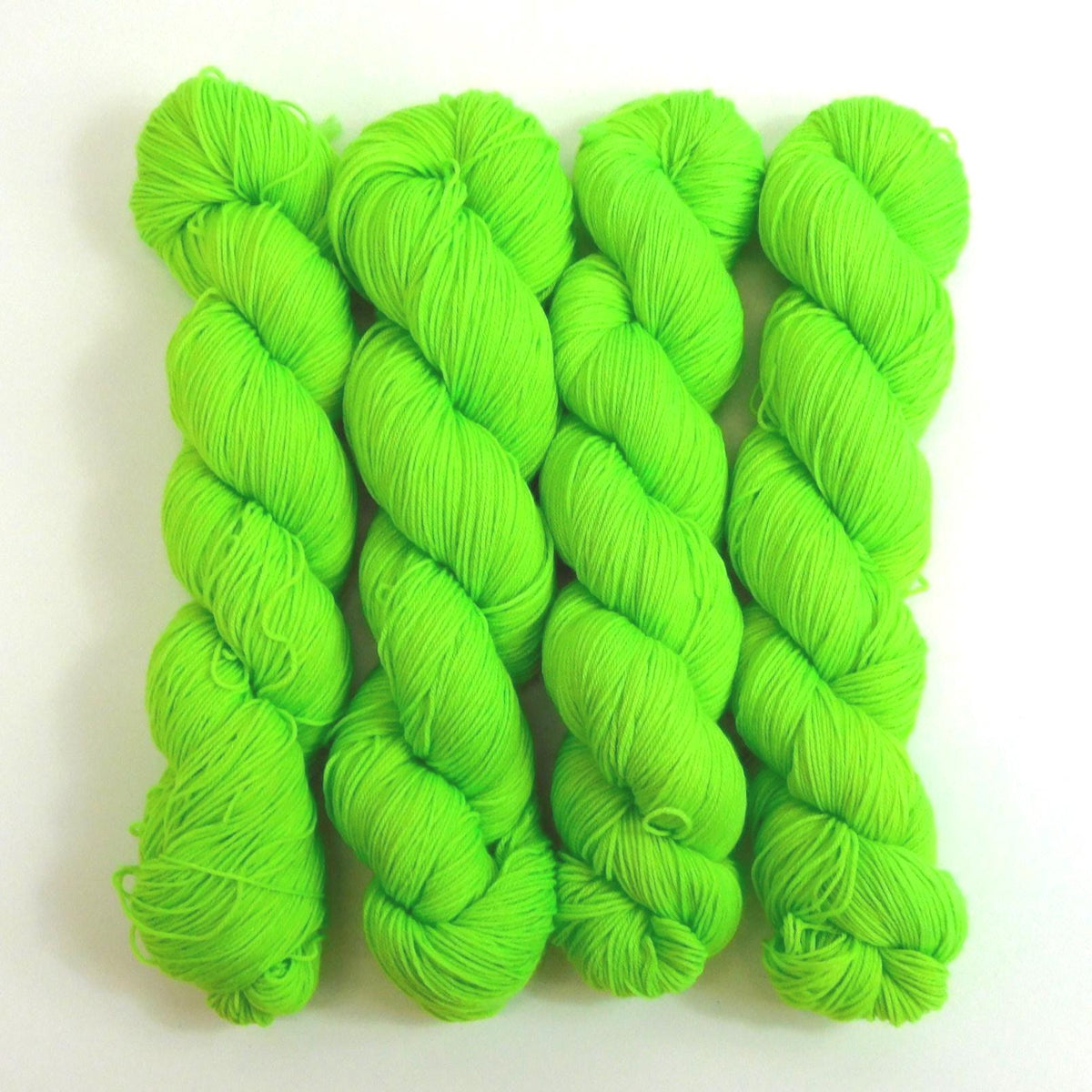 Fluorescent Light Green Merino Blend Sock Wool yarn 100g skein