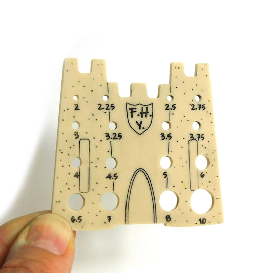 Sandcastle Knitting Needle Gauge: Metric Sizes, Desert Sand
