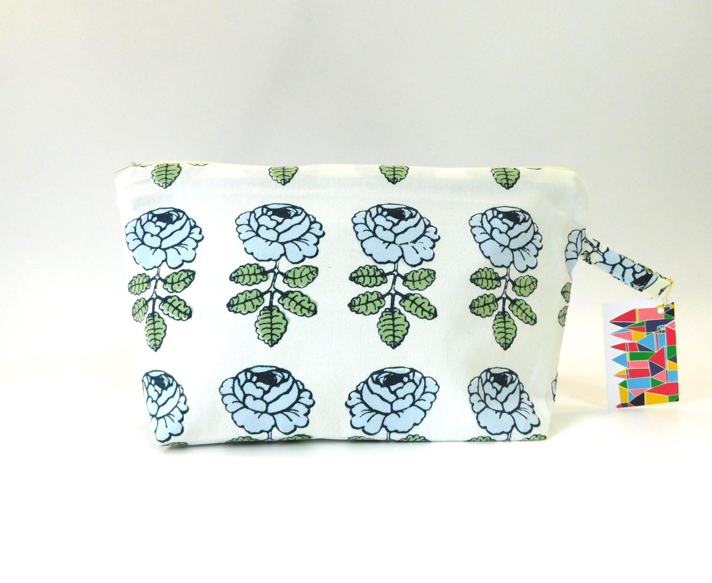 Marimekko Vihkiruusu Fabric Zip Pouch in White Blue            size Large 10"