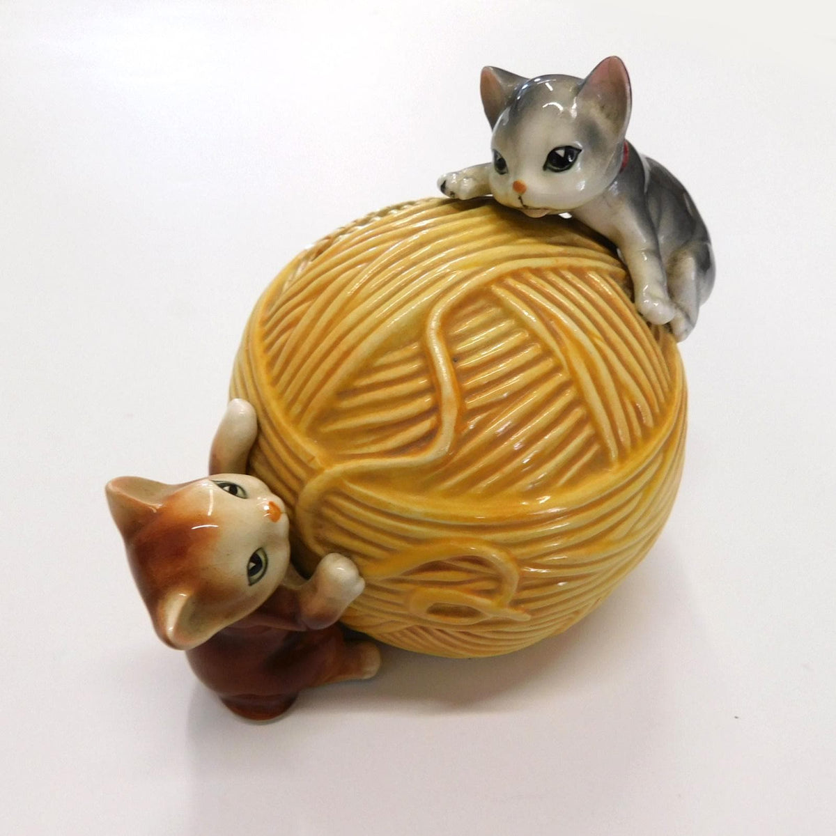 Vintage Ceramic Kittens on a Yarn Ball Piggy Bank