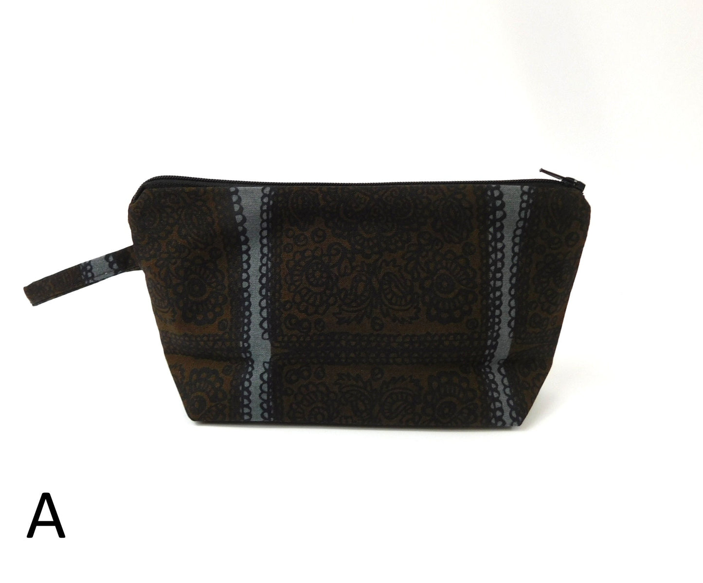Marimekko Tantsu Fabric Zip Pouch       size Small 7.5"