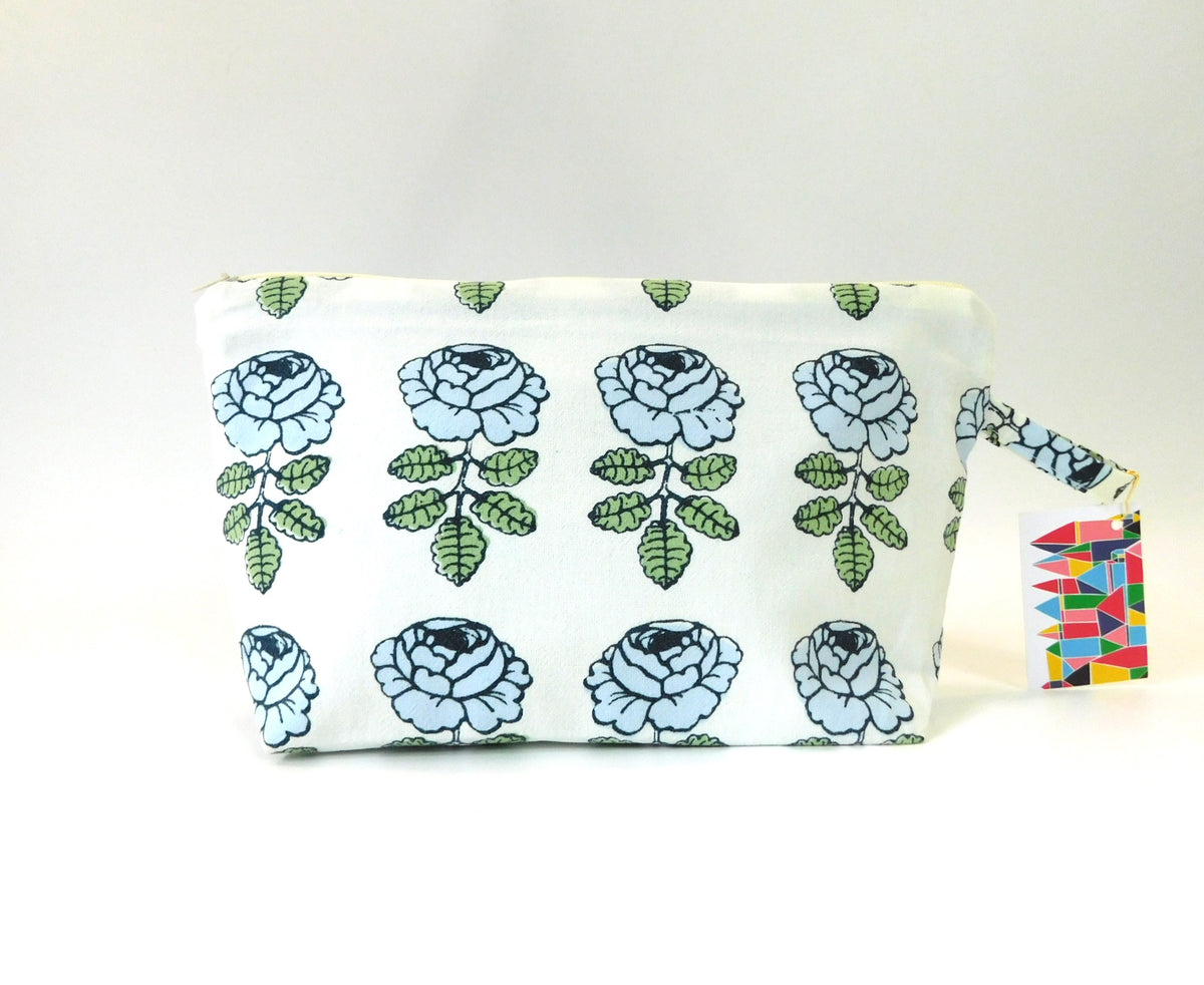 Marimekko Vihkiruusu Fabric Zip Pouch in White Blue            size Large 10"