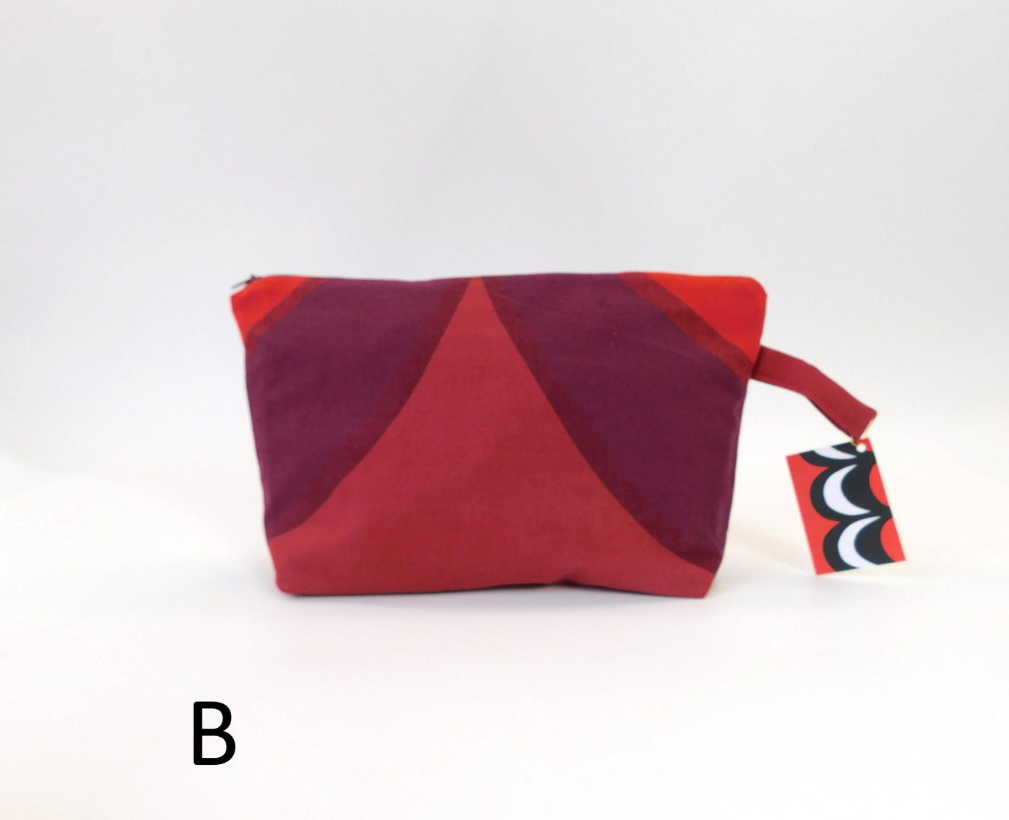 Marimekko Kaivo Fabric Zip Pouch  3 options    Red Purple