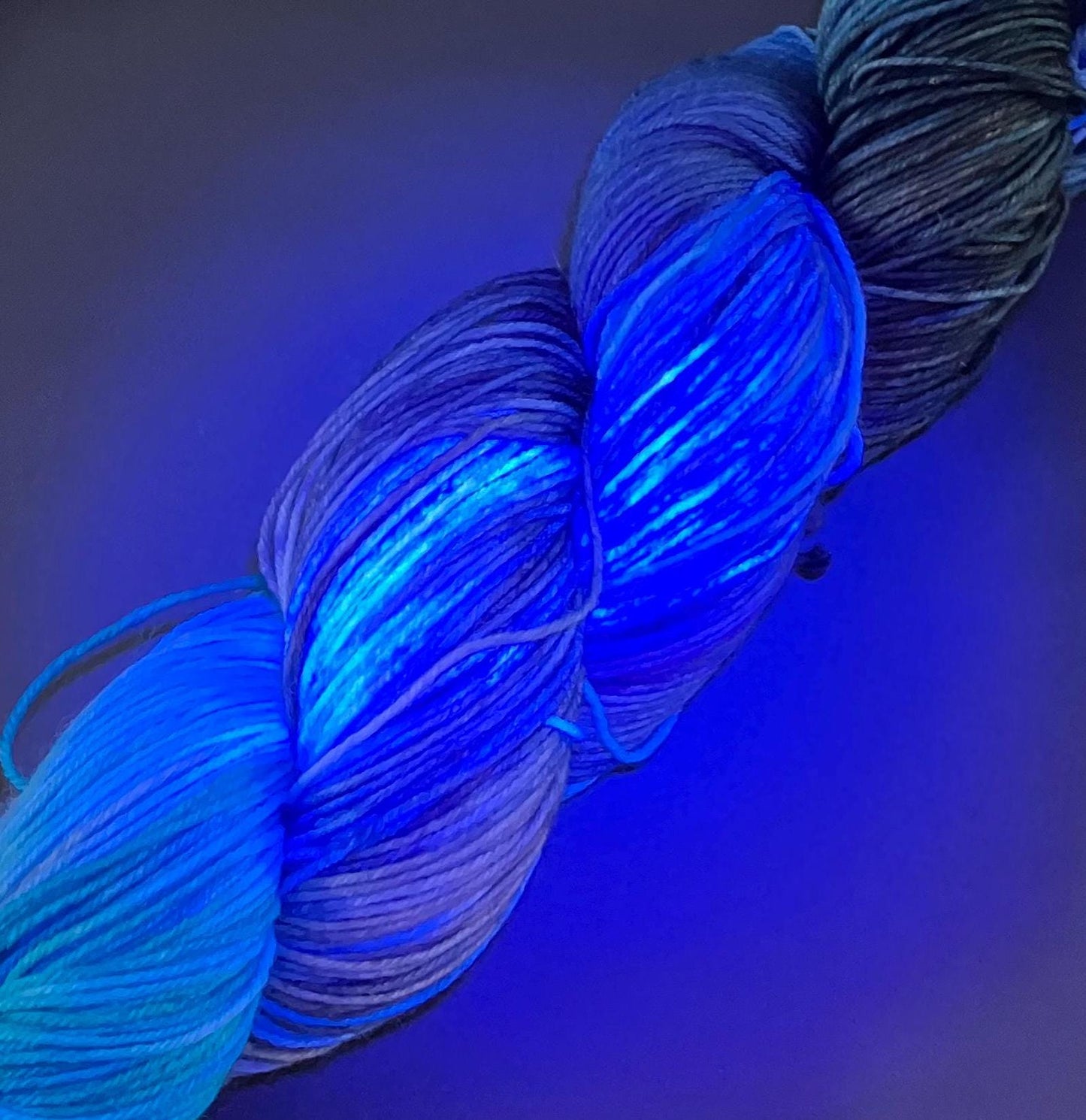 RAMMSKEINS: Richard         100g Variegated Turquoise Blue Sock Yarn   Fluorescent/UV Reactive