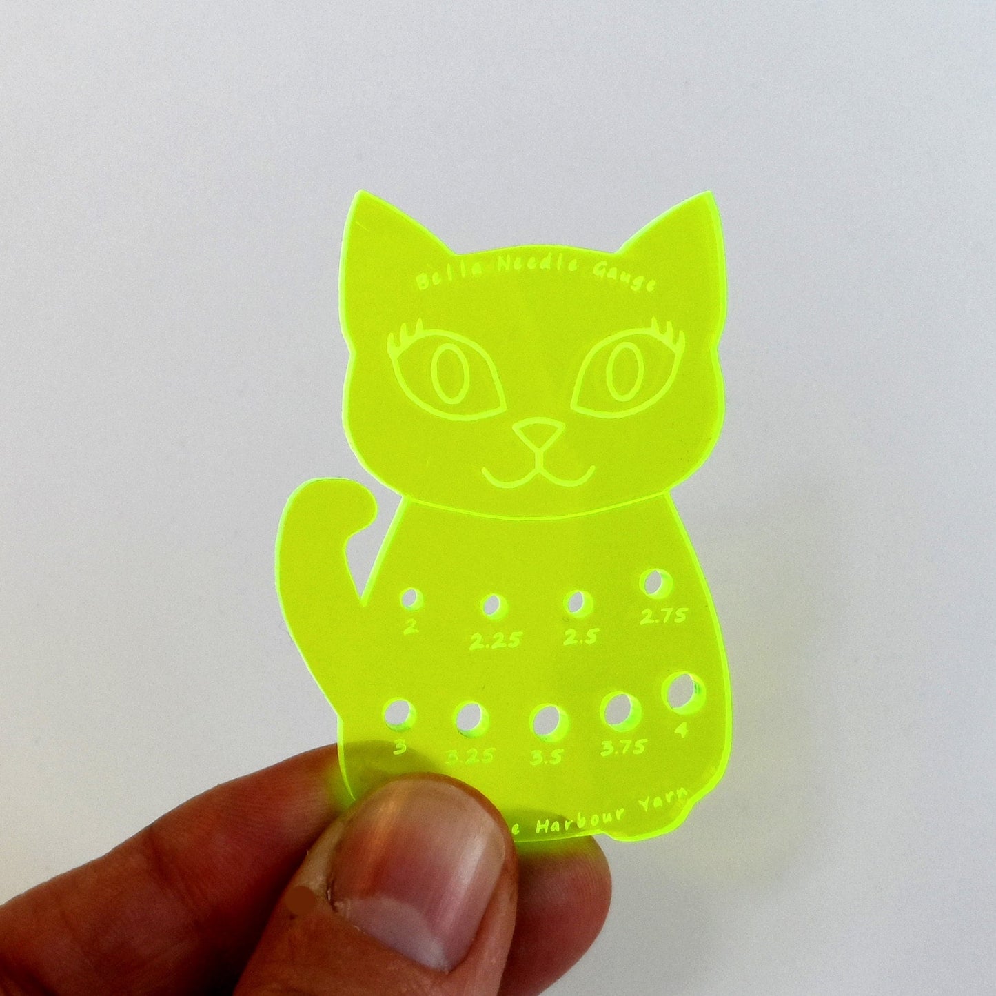 Bella Cat Knitting Needle Gauge: Acid Green Metric Sock Needle Sizer
