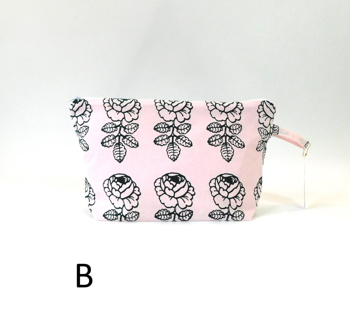 Marimekko Vihkiruusu Fabric Zip Pouch in Pale Pink Black      2 options      size Large 10"