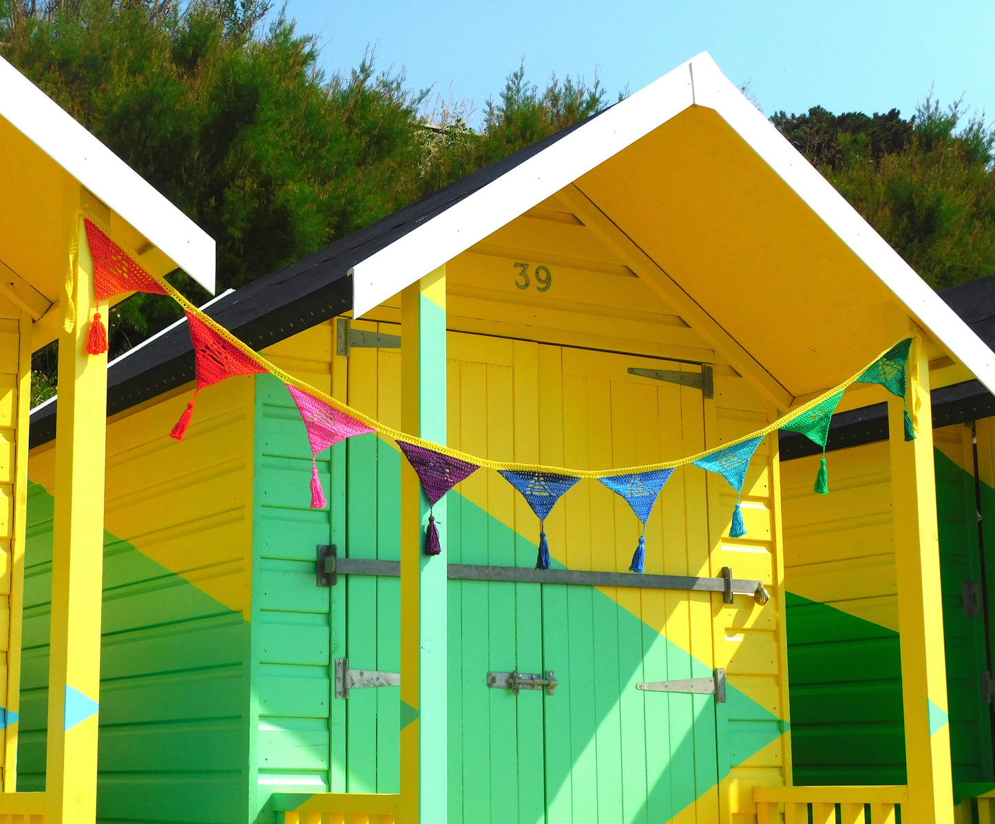 Beach Hut Bunting   Crochet Pattern  Digital Download