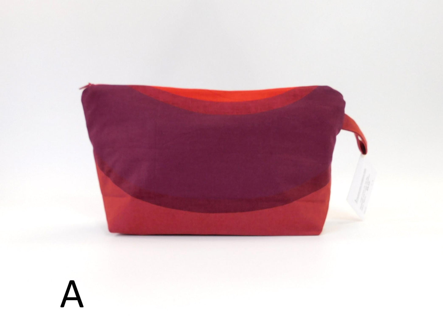 Marimekko Kaivo Fabric Zip Pouch  3 options    Red Purple